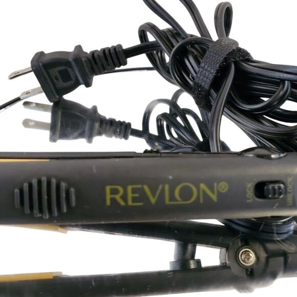 Revlon Hair Straightener With Ceramic Plates & Lock Switch Black & Gold Compact - Picture 2 of 5